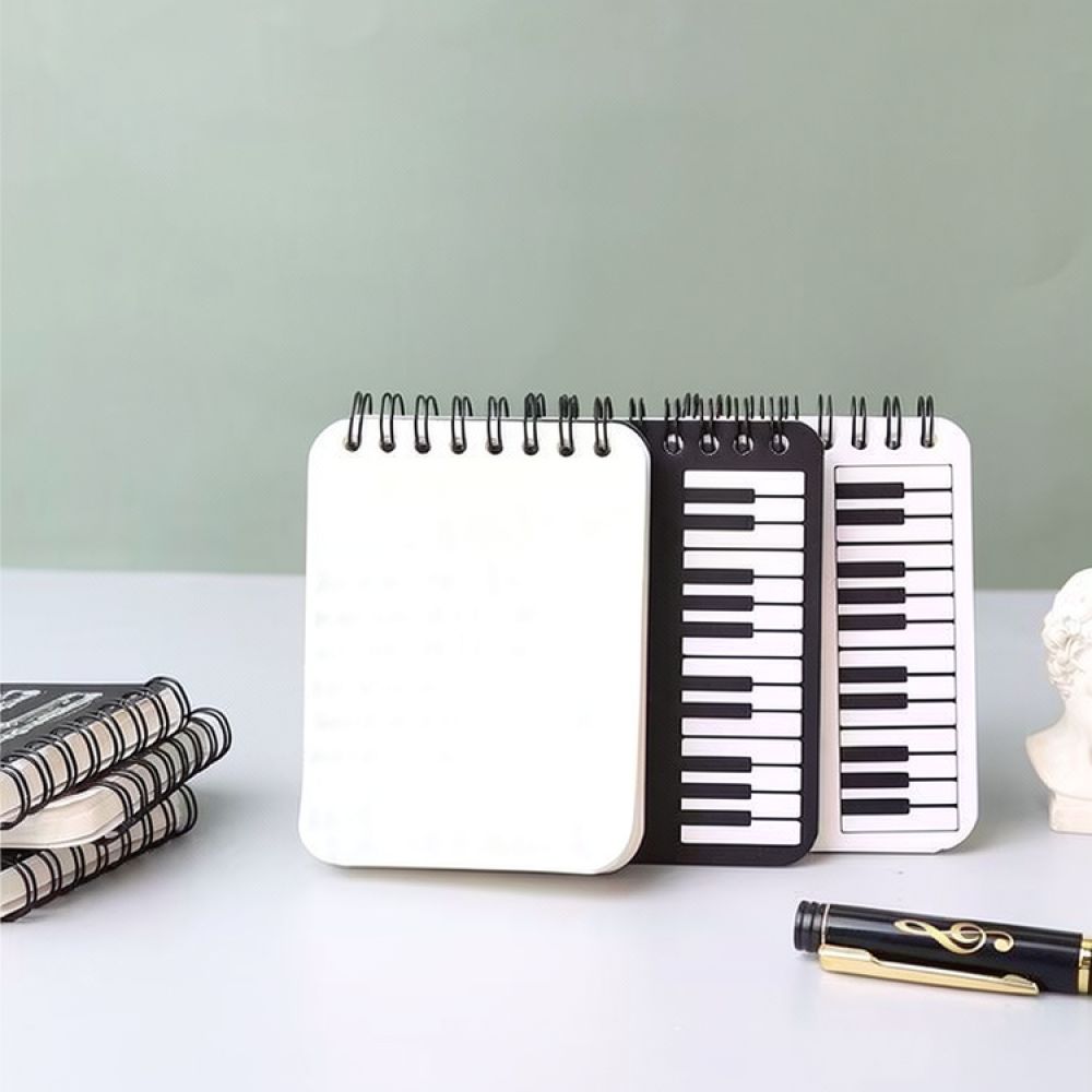 「周旭ピアノテーマ」のポケットサイズのノート。小型で持ち運び - Score Pad Notepad のレビューと価格